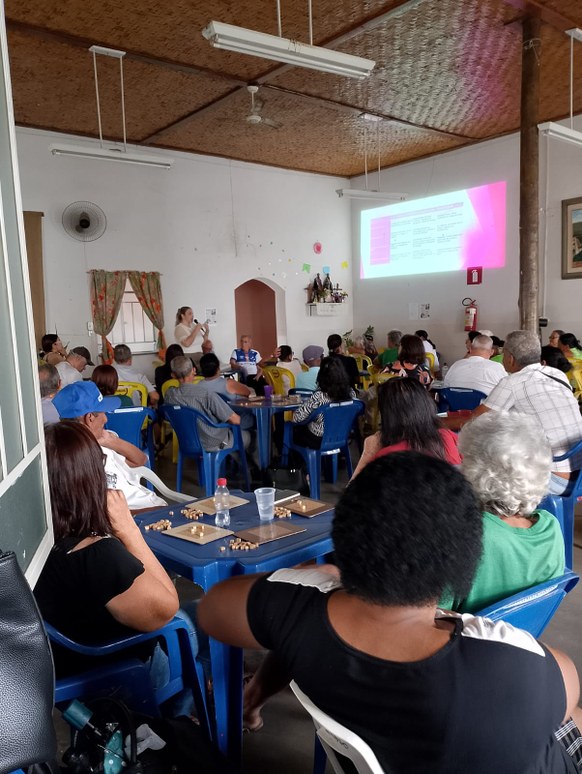 Prefeitura encerra Setembro Amarelo com ação no Centro de Convivência da Pessoa Idosa
