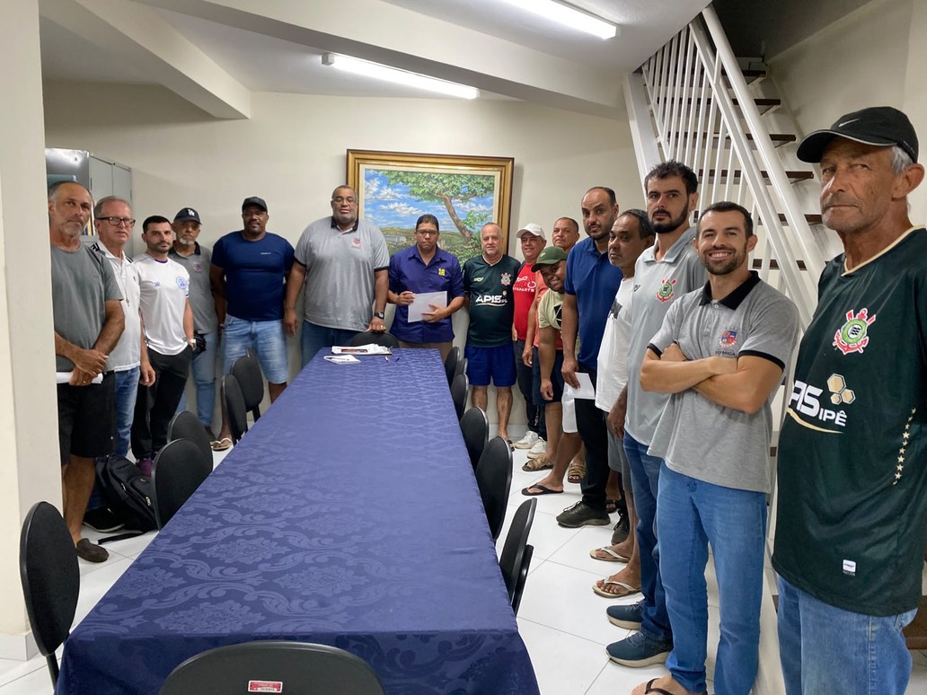Prefeitura realiza reunião técnica para organização do Campeonato de Futebol Amador PROAF