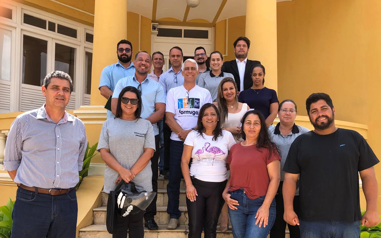 Prefeitura e Sintramfor tratam de adequações no vale-alimentação e novo modelo em cartão